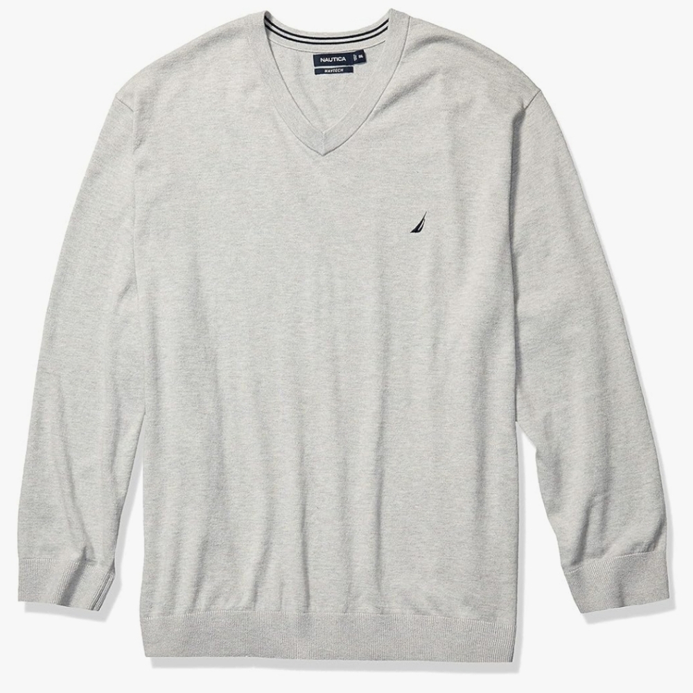 Nautica Men's V-neck sweater in White size M, Brand new